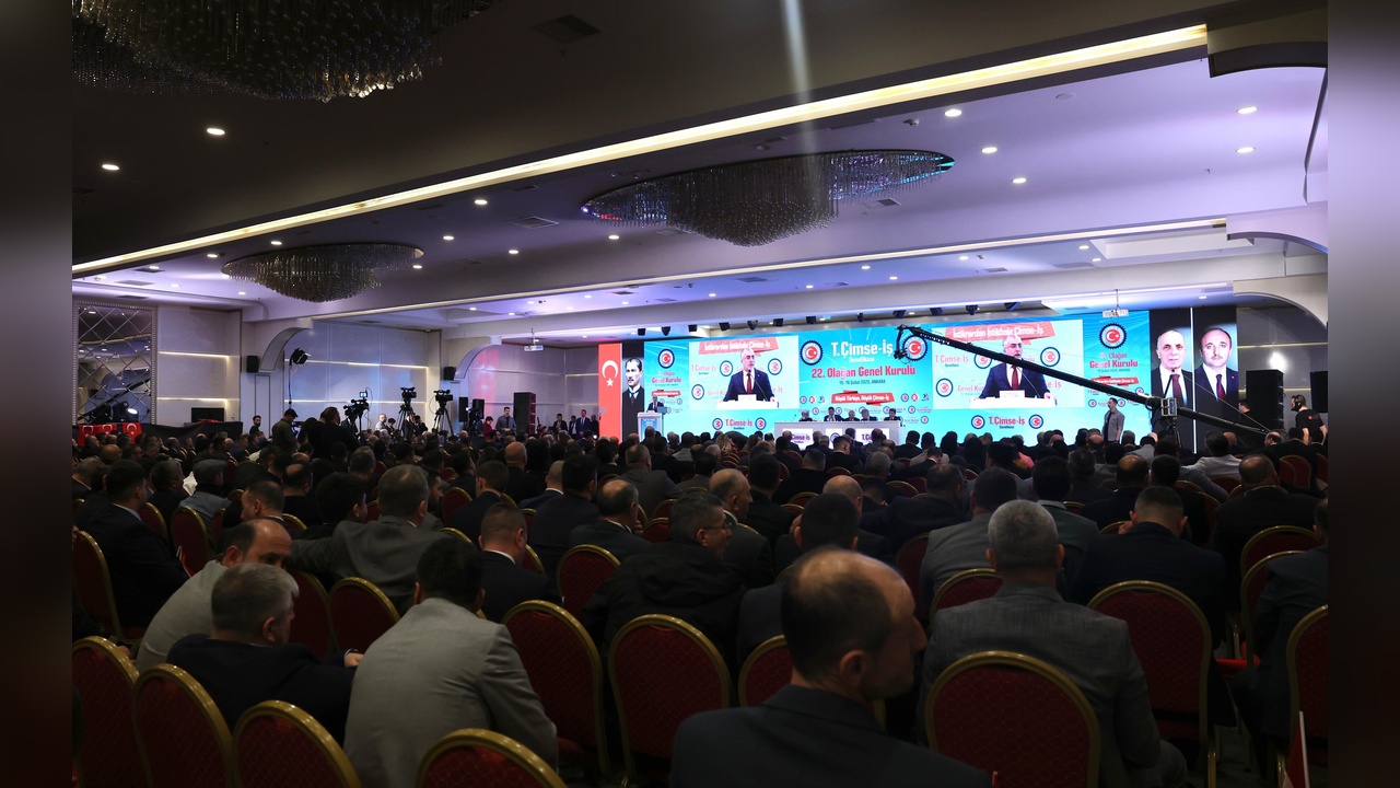 Bakan Işıkhan'dan Sert Mesaj: Milletin İradesine Müdahale Olmaz