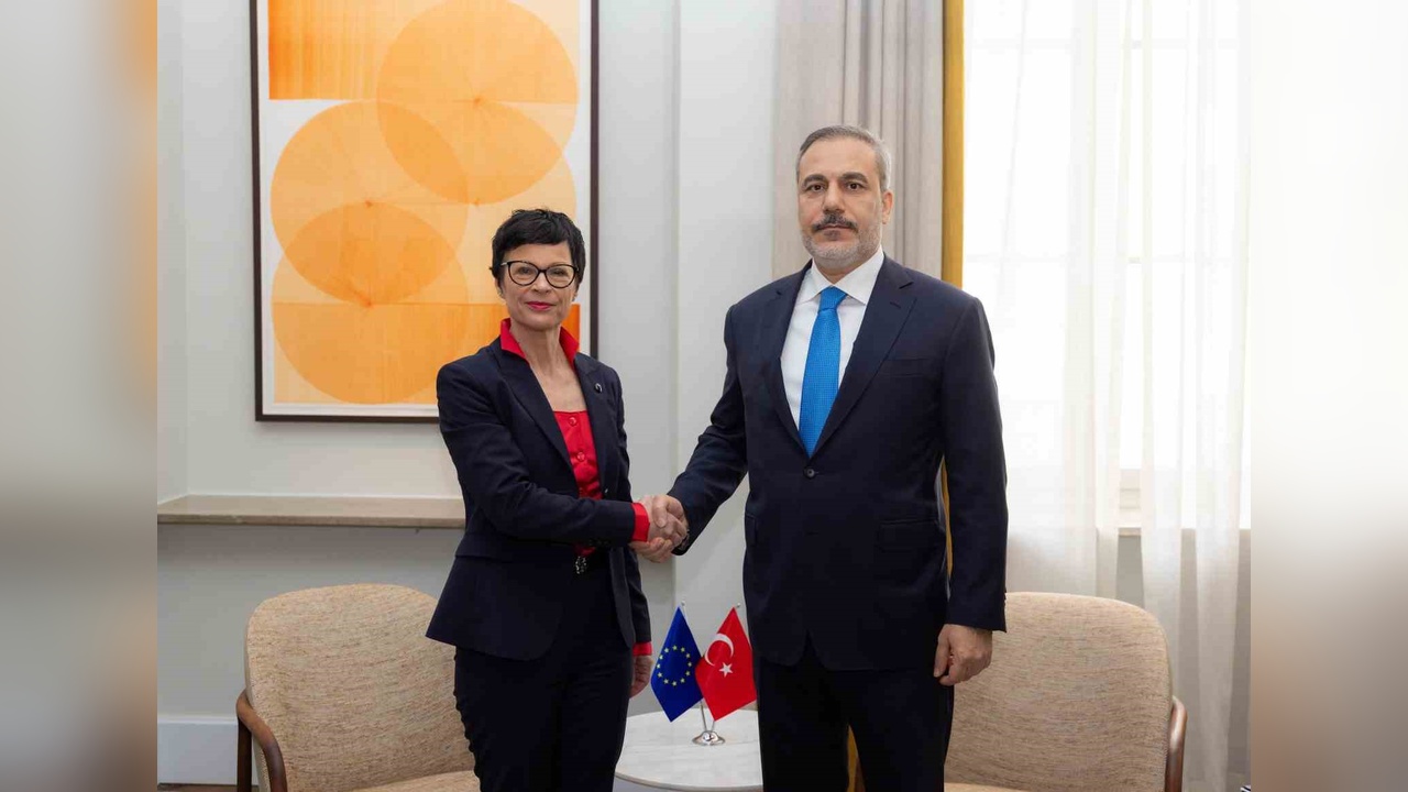 Bakan Fidan ve Komiser Kos'tan Önemli Görüşme