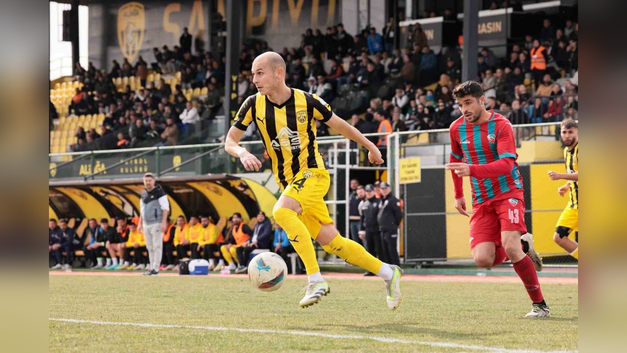Aliağaspor FK, Viranşehir Belediyespor'u Farklı Geçti