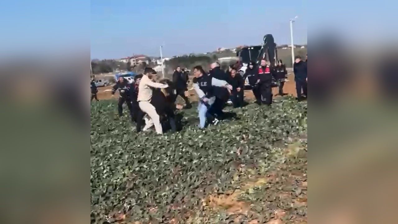 Tekirdağ'da Kaçak Yapı Yıkımı Sırasında Gözaltılar Gerçekleşti