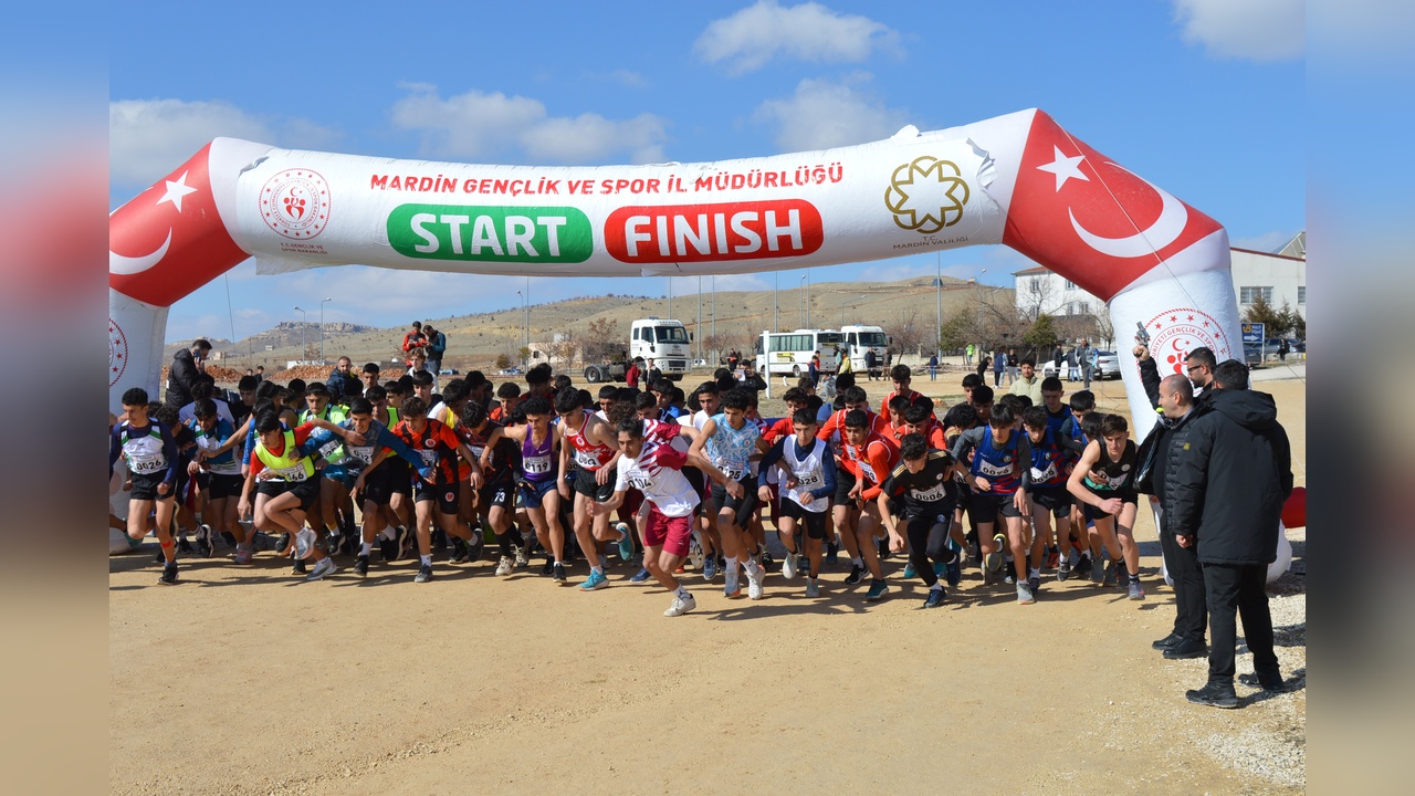 Mardin'de Kros Grup Şampiyonası Coşkusu