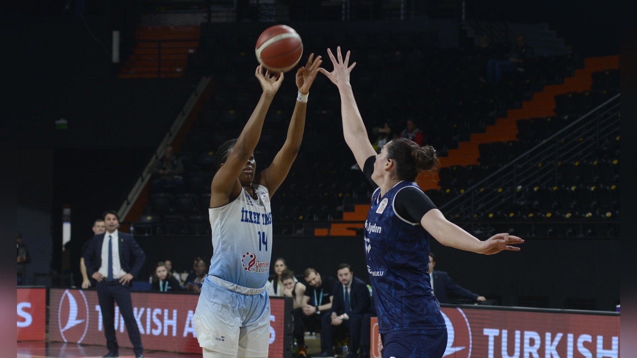 Nesibe Aydın, İlkem Yapı Tarsus Spor'u Geçti