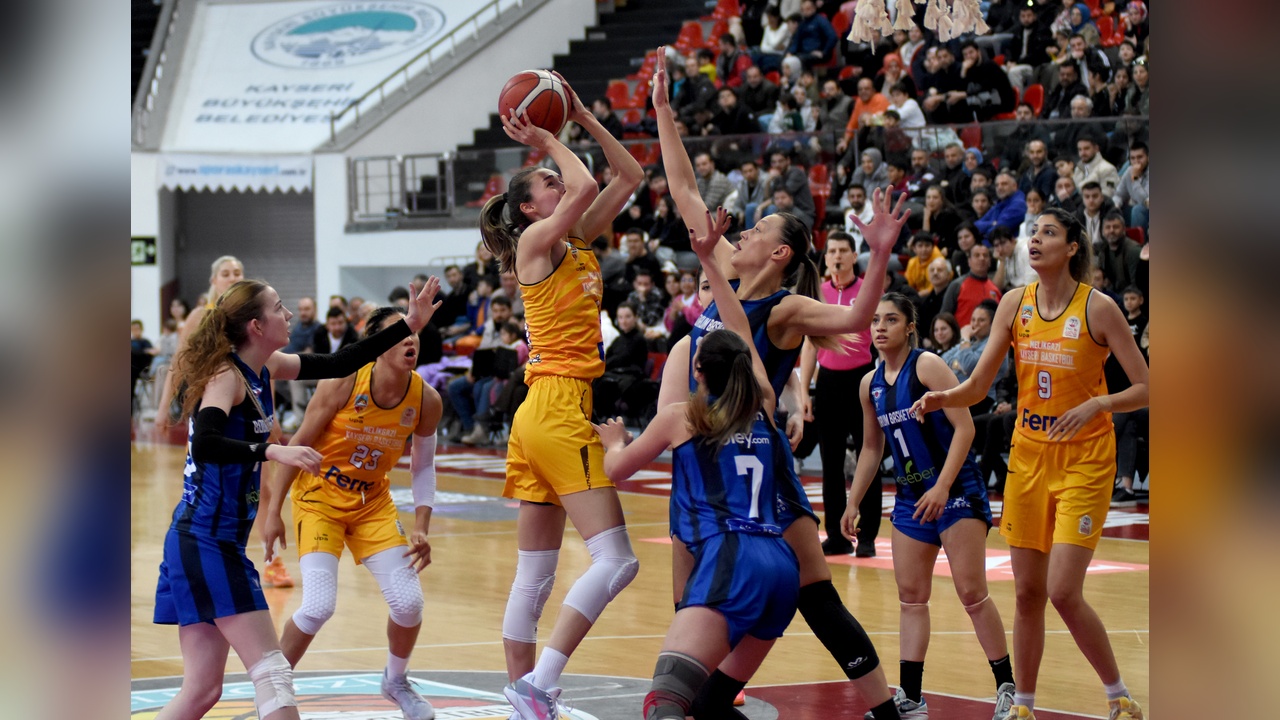 Melikgazi Kayseri Basketbol, Bodrum'u Farkla Geçti