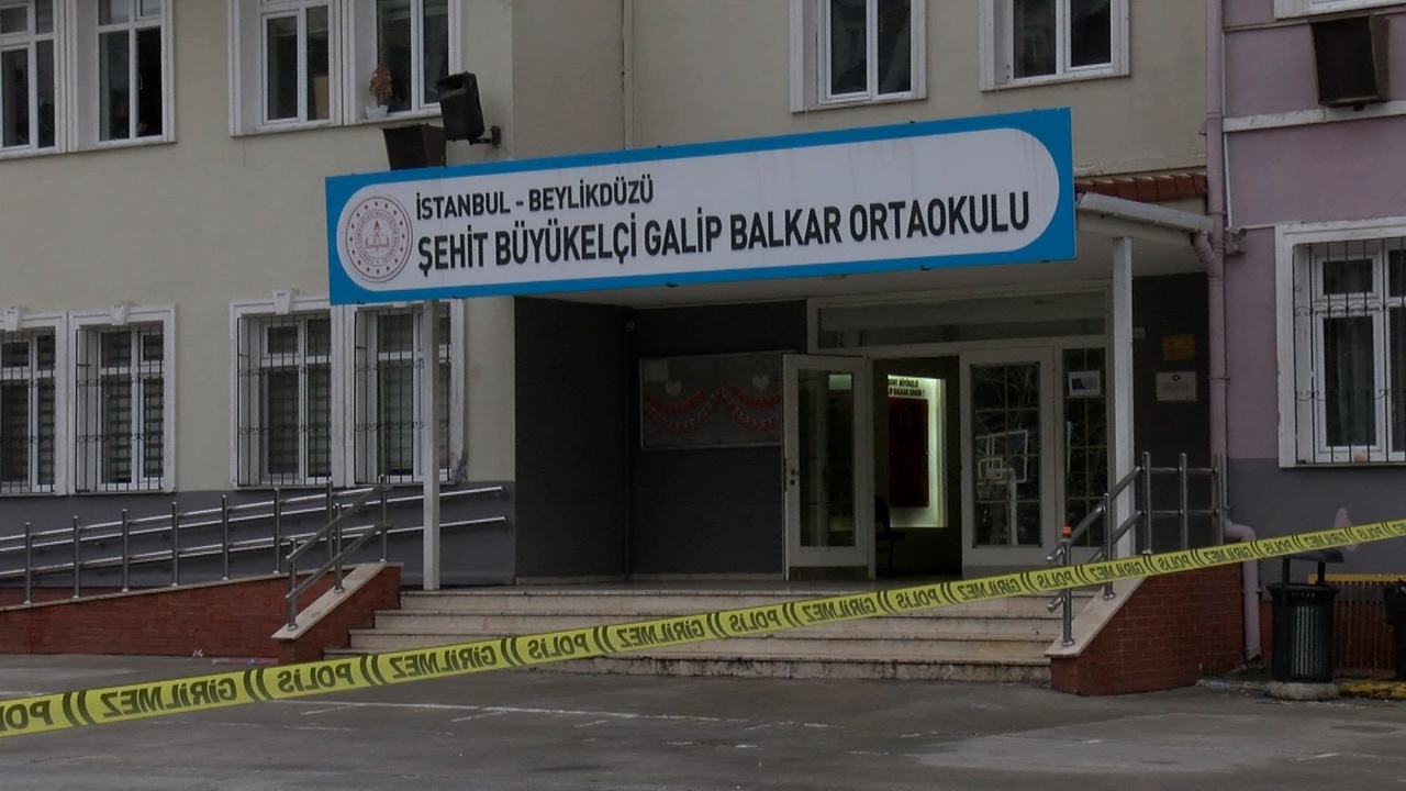 Beylikdüzü'nde Site Toplantısında Silahlı Kavga Çıktı, 3 Kişi Yaralandı