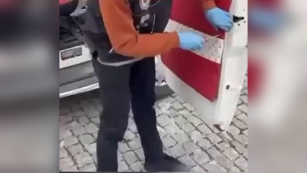 Denizli'de Bonzai Operasyonu: Kağıtlara Emdirilmiş Uyuşturucu Ele Geçirildi