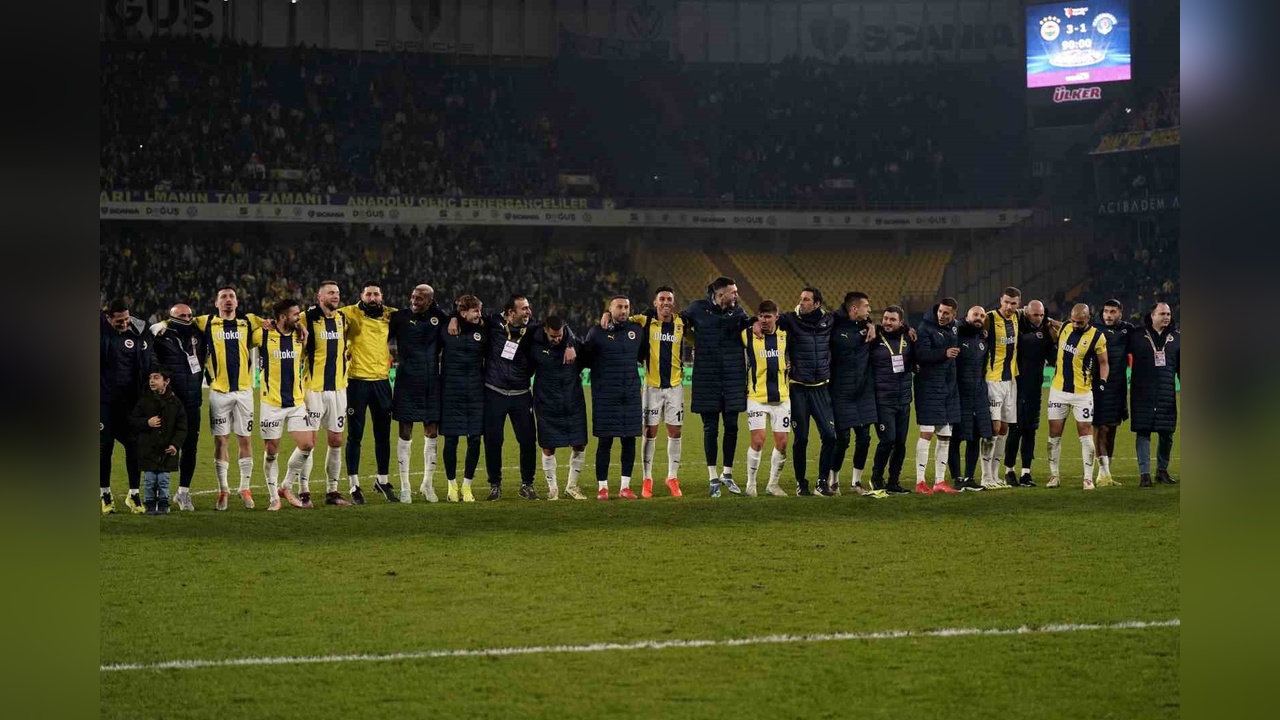 Fenerbahçe'nin Galibiyet Serisi Devam Ediyor