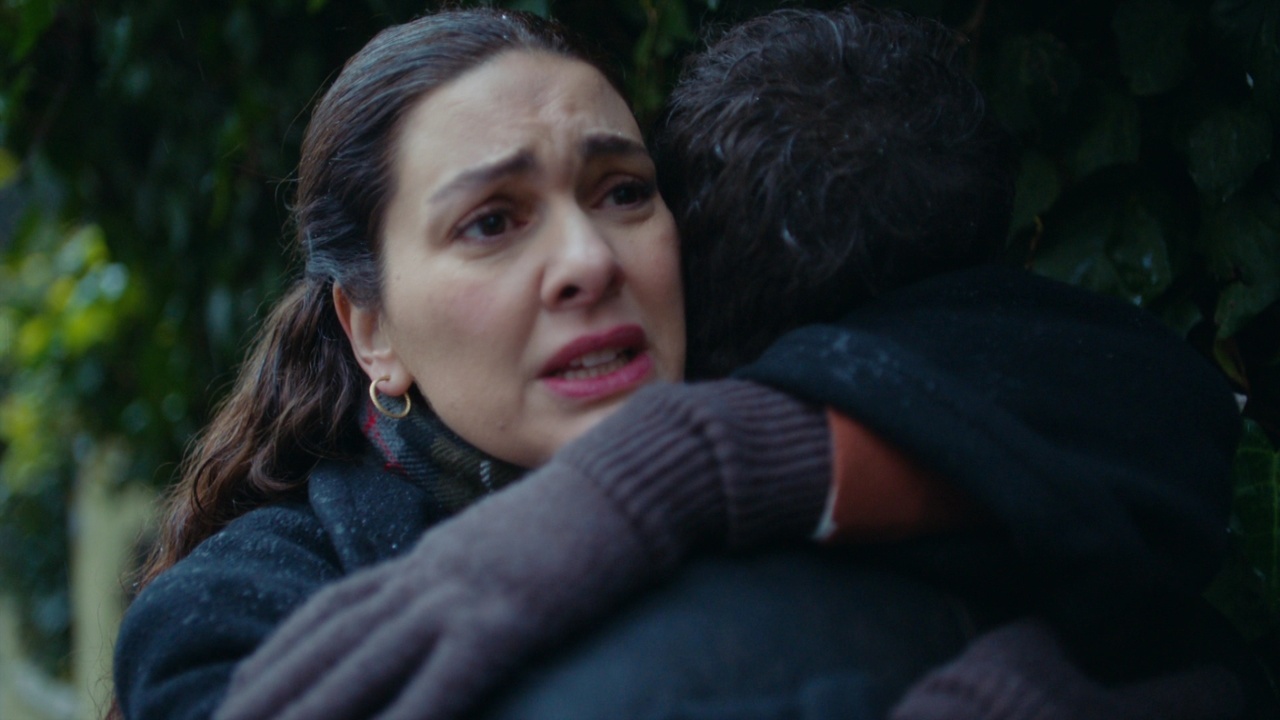 Sezen Aksu, Yeni Şarkısıyla Dikkat Çekti