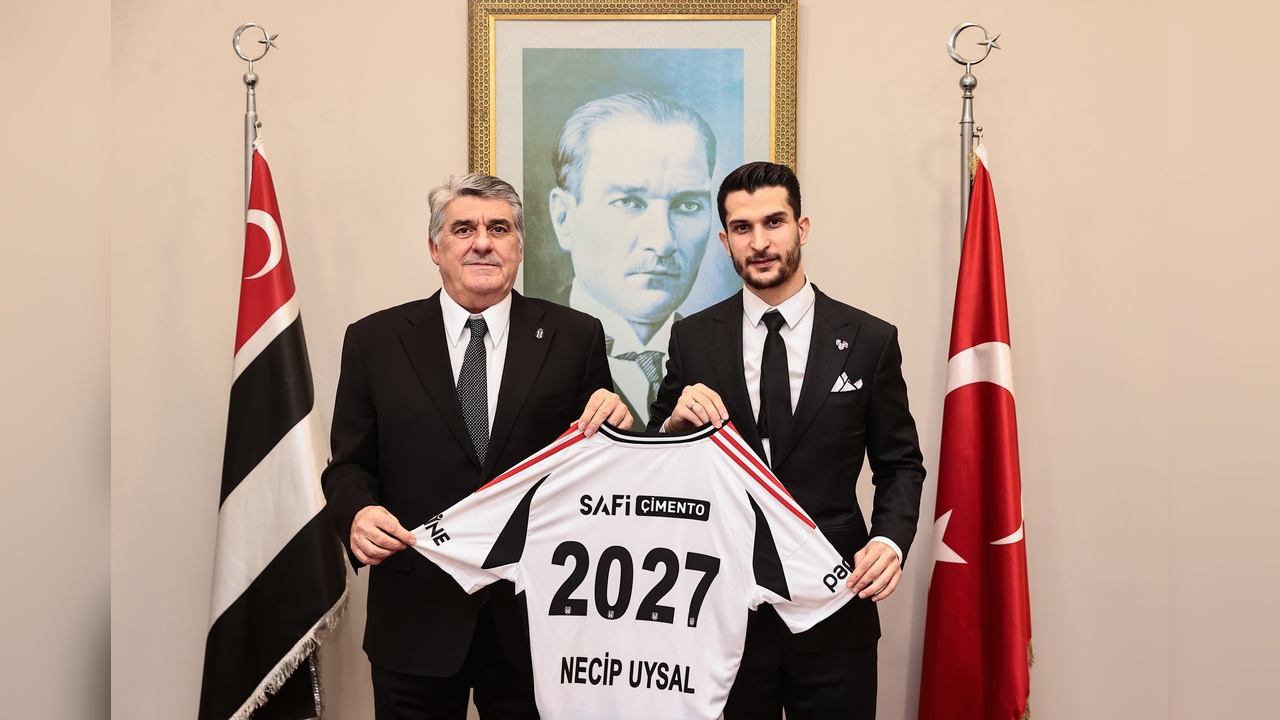 Beşiktaş'tan Necip Uysal'a Yeni Sözleşme