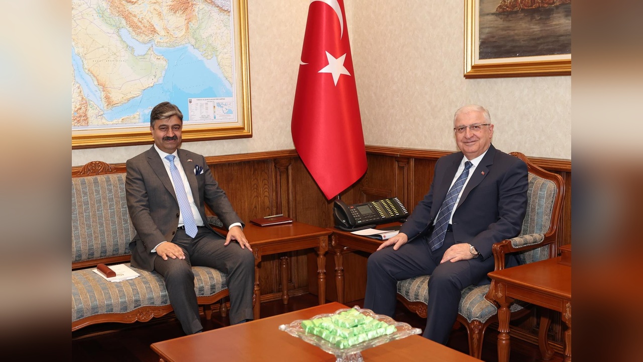 Bakan Güler, Pakistan'dan Gelen Heyeti Ağırladı