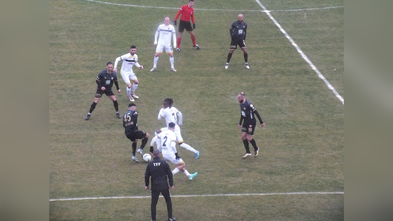 Bandırmaspor, İstanbulspor'u 1-0 Mağlup Etti