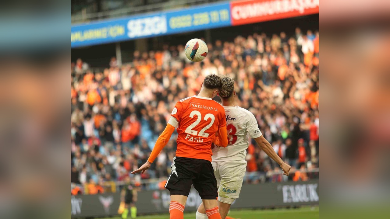 Adanaspor ve Ümraniyespor Beraberlikte Kaldı