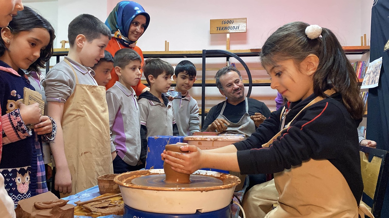 Midyat'ta Çömlekçilik Eğitimi Başladı