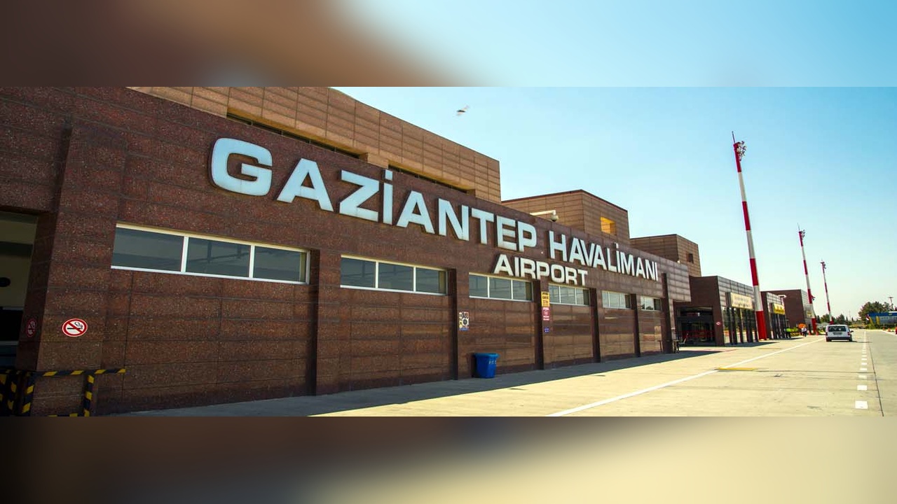Gaziantep Havalimanı'ndaki Uçuşlar Yeniden Başladı