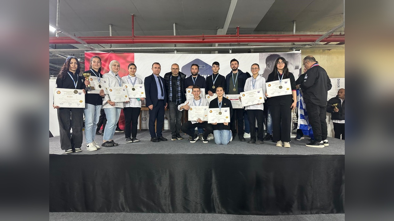 Mardinli Öğrenciler Gastronomi Yarışmasında 9 Madalya Kazandı