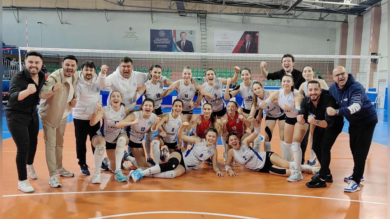 İzmir'in İki Temsilcisi Finalde Buluşuyor