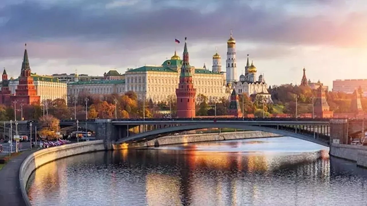 Putin, Zelenskiy ile Görüşmeye Açık Olduğunu Belirtti
