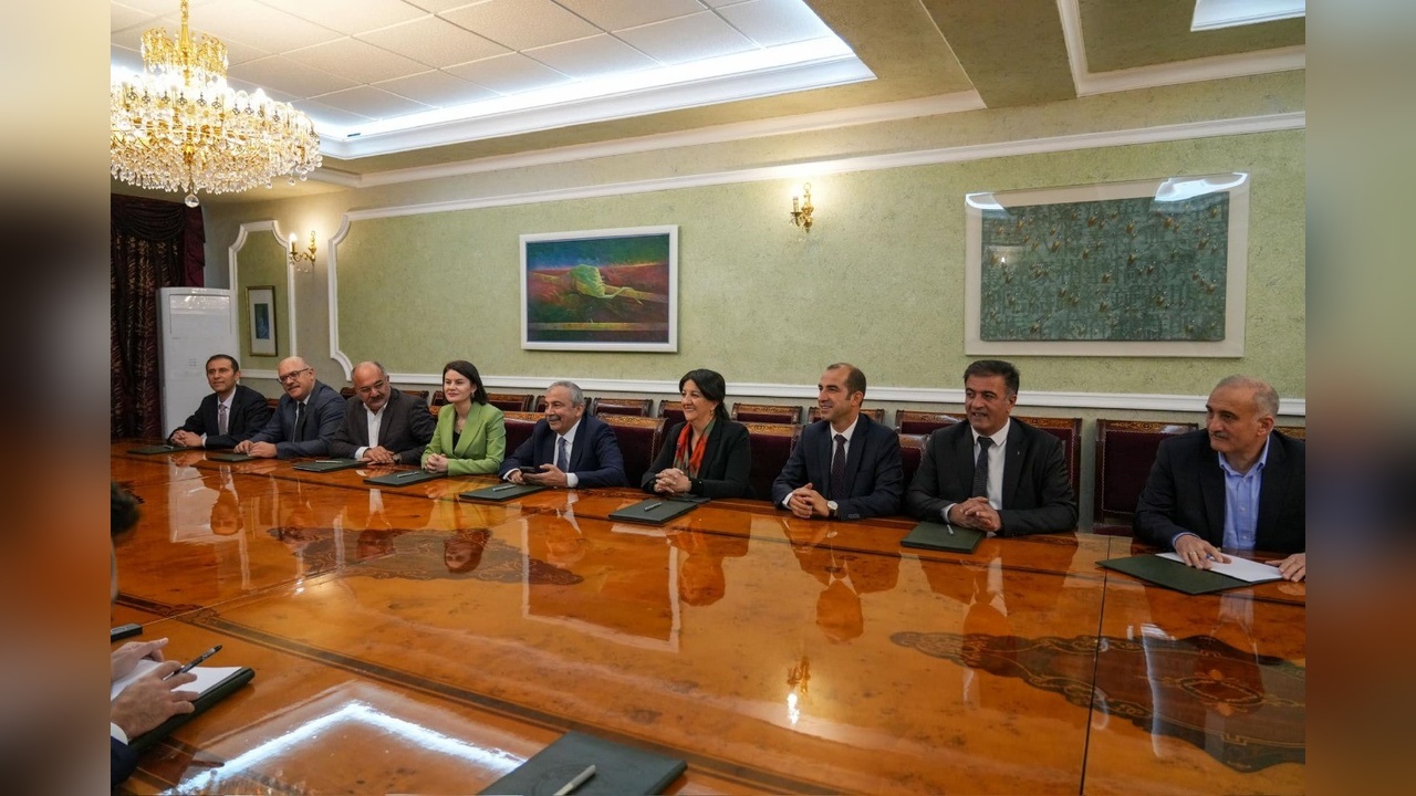 İmralı Heyeti, KYB Başkanı Talabani ile Önemli Bir Görüşme Gerçekleştirdi