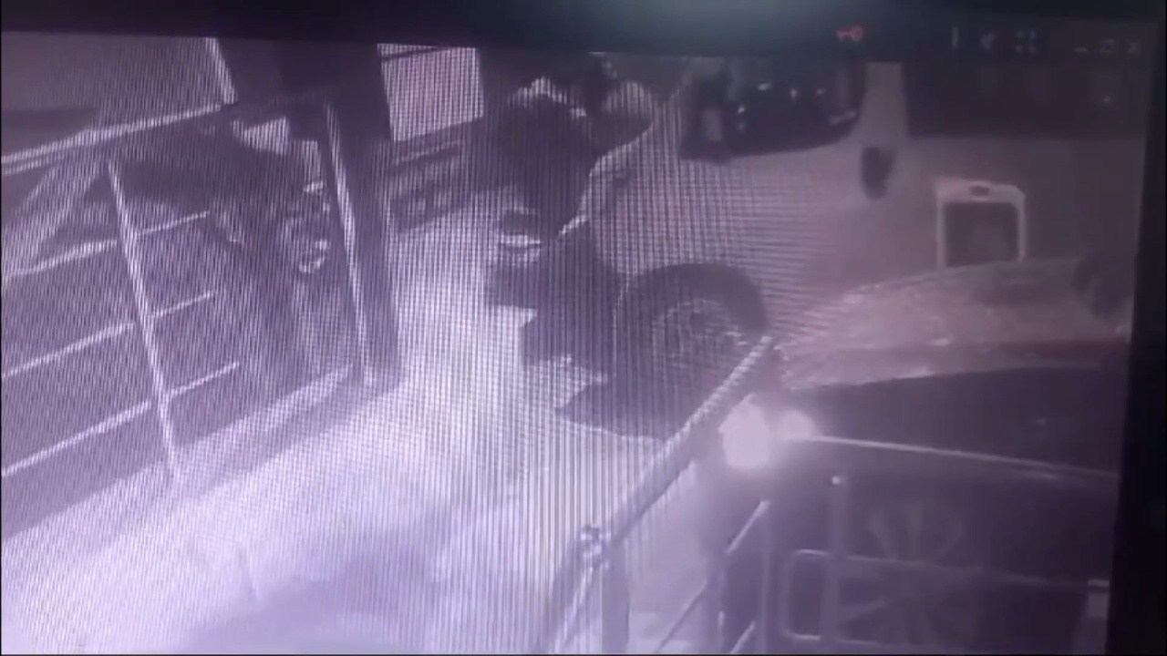 Üsküdar'da Hayalet Ekran Hırsızlığı: 72 Suç Kaydı ile Yakalandılar