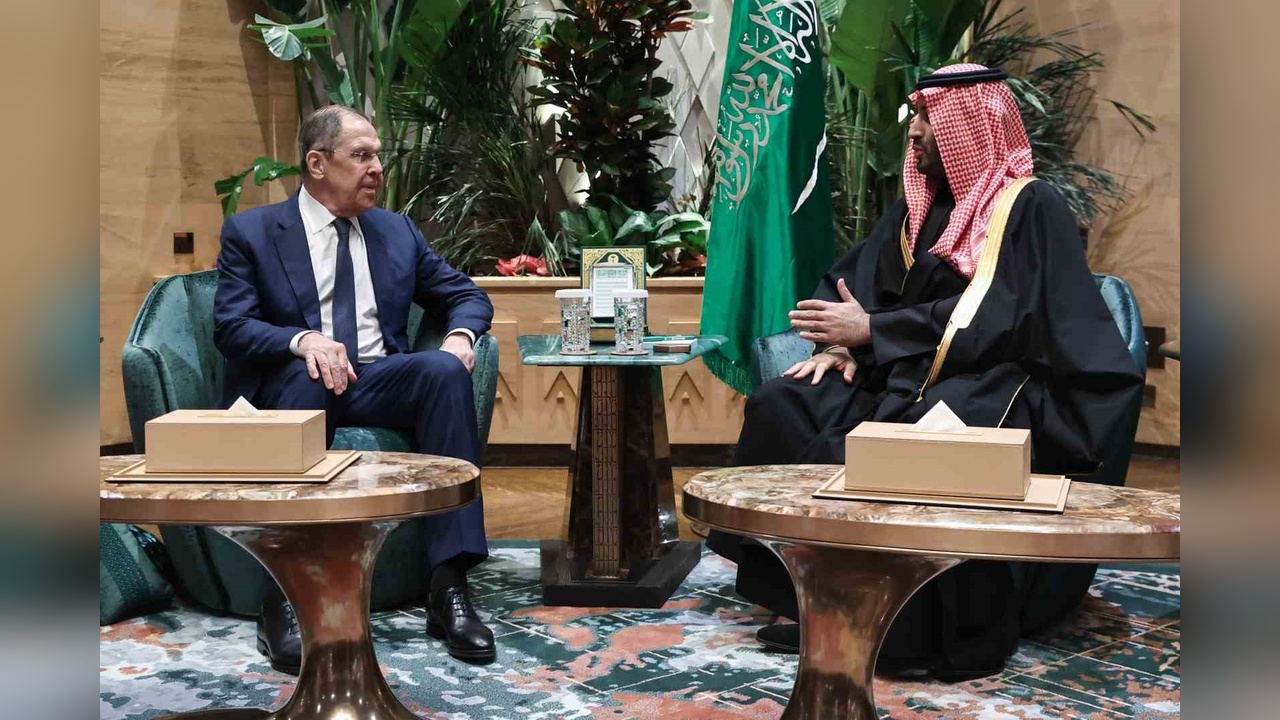 Lavrov ve Selman'dan Önemli Görüşme