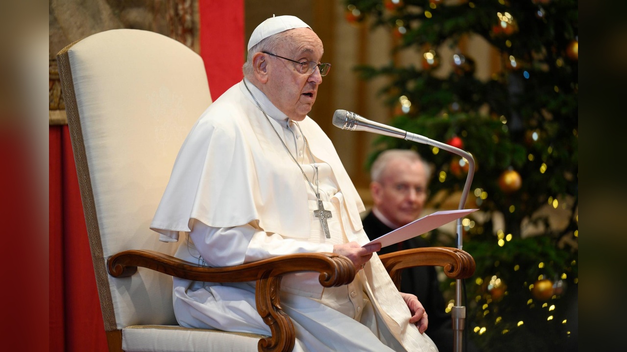 Papa Franciscus'ta Zatürre Gelişti
