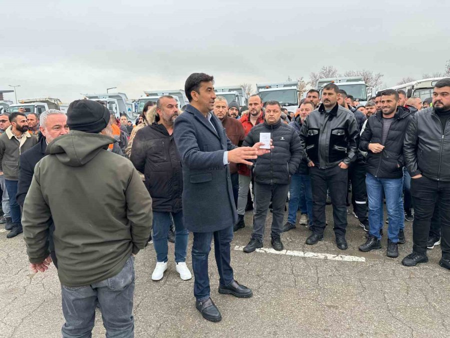 Kayseri Büyükşehir Belediyesinde İşçiler Huzursuz
