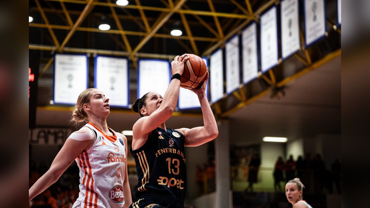 Fenerbahçe Opet, Beretta Famila Schio'yu Mağlup Etti