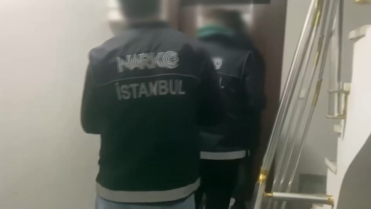 İstanbul'da Narkotik Operasyonu: 5 Kişi Gözaltında