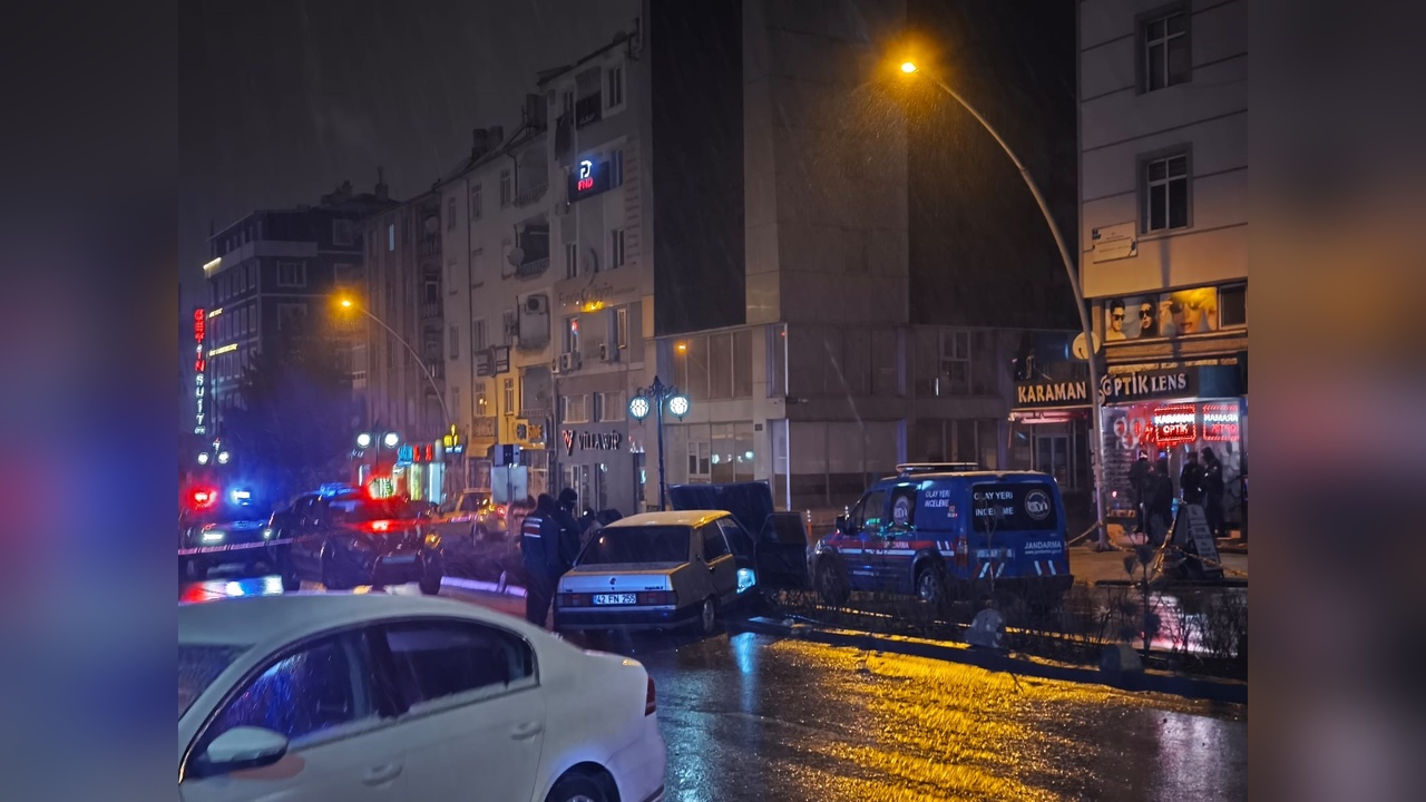 Alkollü Sürücü Polis Aracında İntihar Girişiminde Bulundu