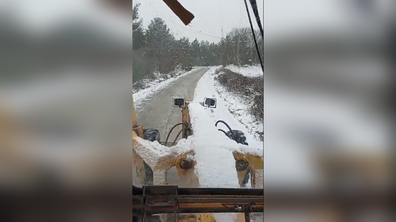 Çanakkale'deki Kar Yağışı Sonrası 16 Köy Yolu Yeniden Ulaşıma Açıldı