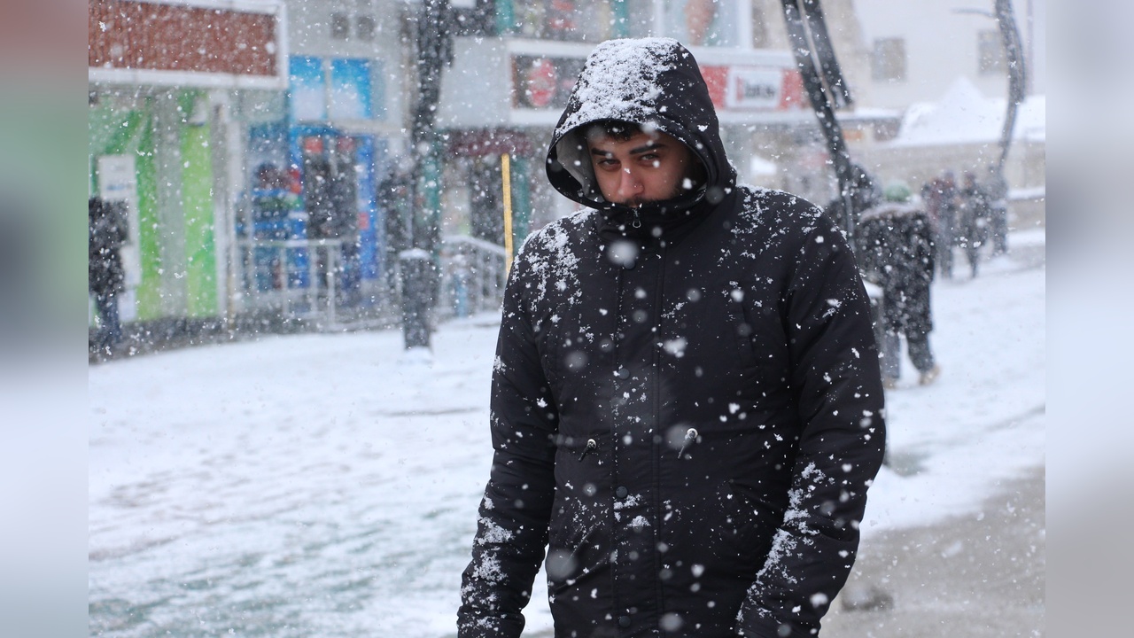 Bolu Dağı'nda Kar Yağışı Başladı