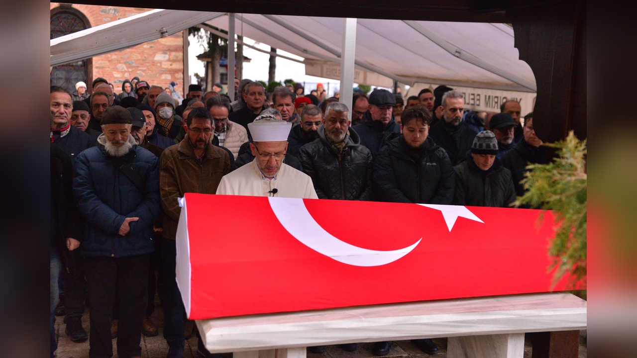 Emin Gümüşkaya'nın Son Yolculuğu Bursa'da Gerçekleşti