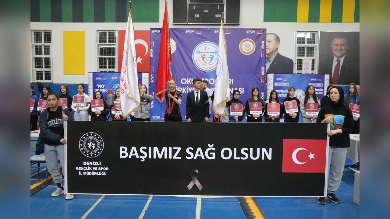 Halter Şampiyonasında Duygusal Anlar Yaşandı