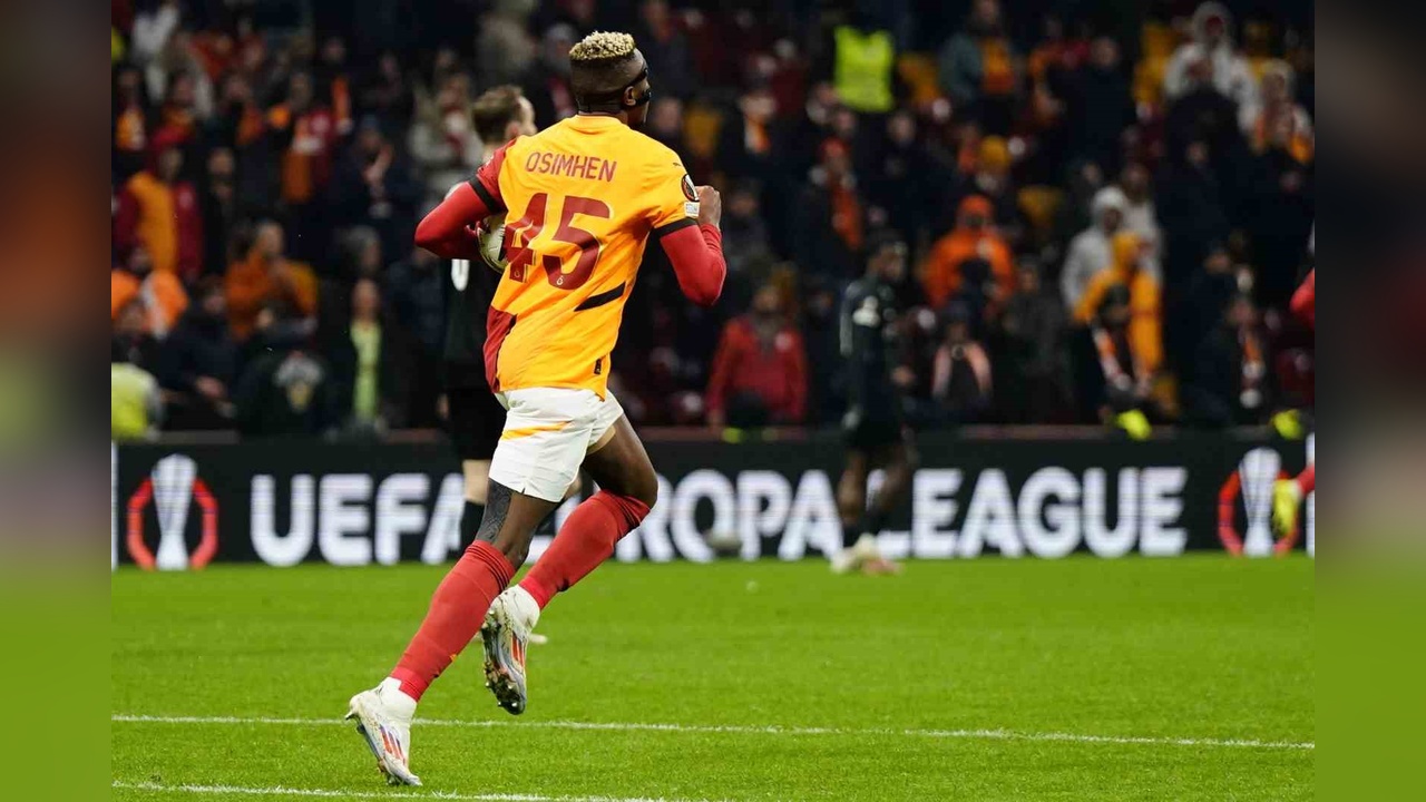 Victor Osimhen, Sezonun 20. Golünü Kaydetti