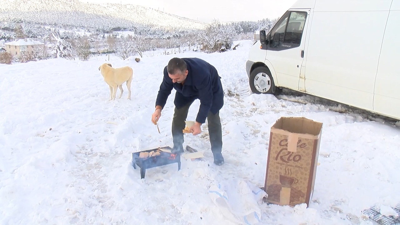 Kartal Aydos Ormanı'nda Kış Eğlencesi: Mangal Keyfi