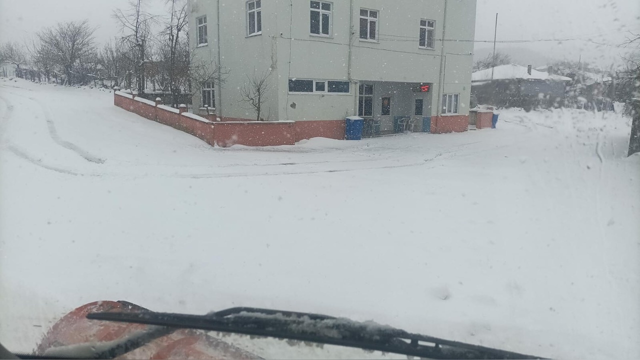 Çanakkale'de 25 Köy Yolu Ulaşıma Kapandı