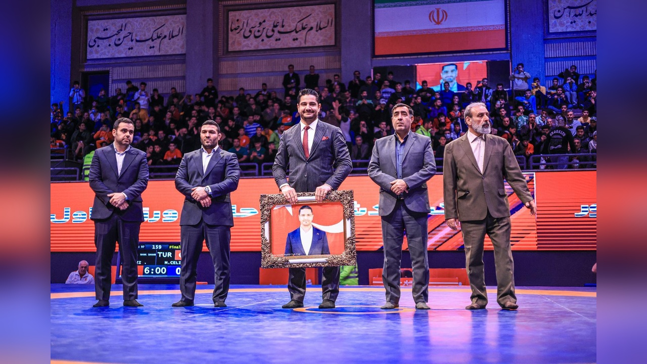 Serbest Güreş Milli Takımı, World Clubs Cup'ta İkincilik Elde Etti