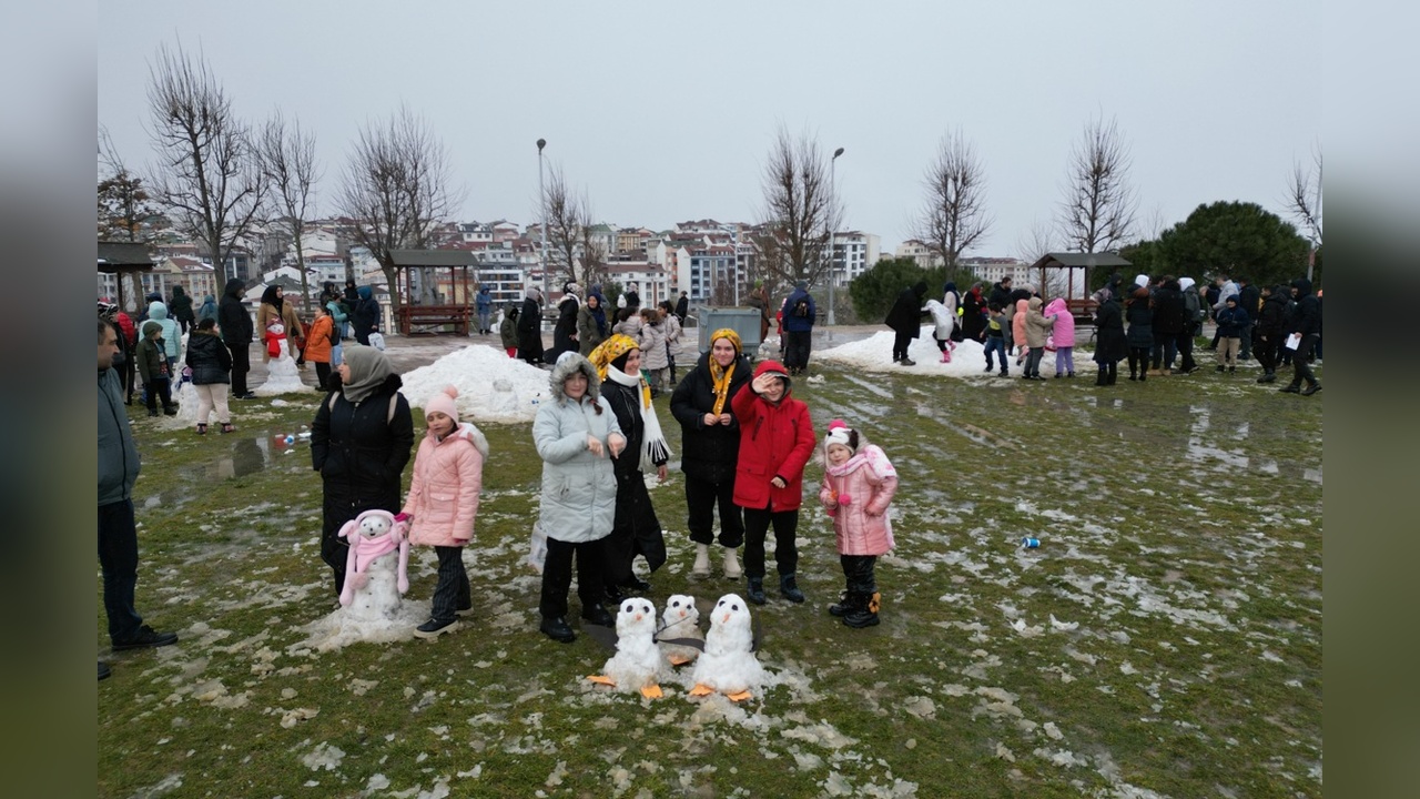 Arnavutköy'de Eğlenceli Kar Festivali Gerçekleşti