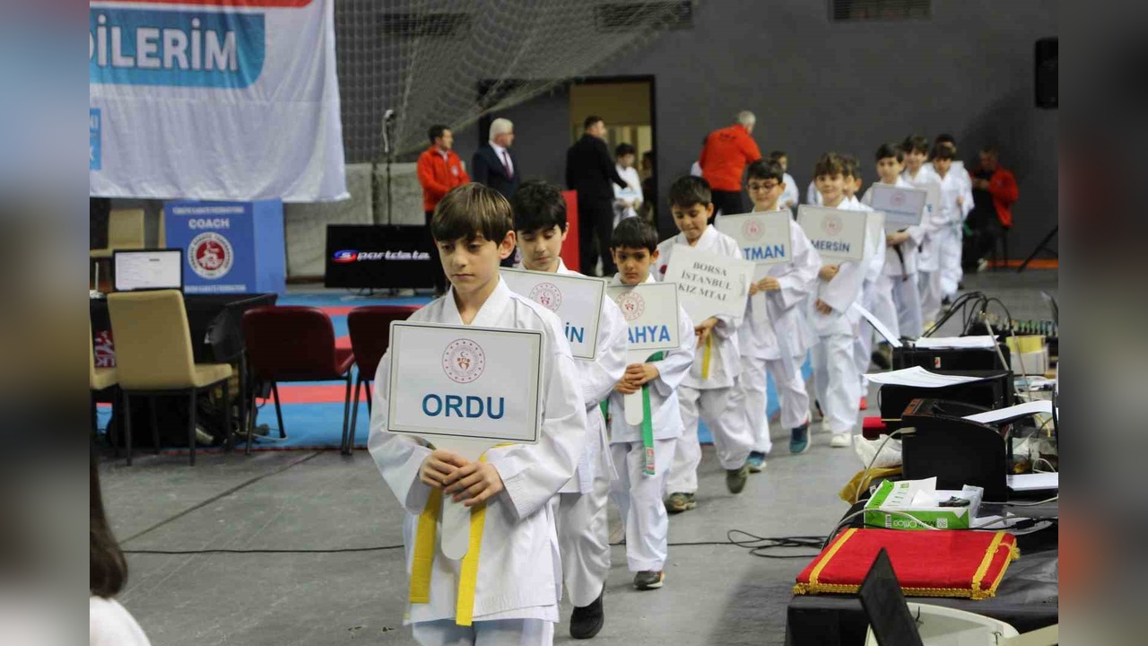 Türkiye'de Karate Heyecanı: Şampiyona Start Aldı