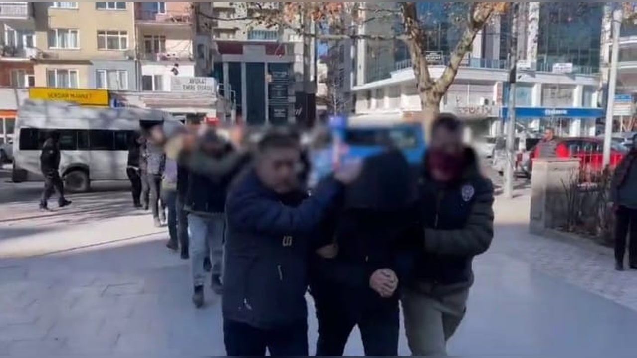 Yatırım Danışmanlığı Dolandırıcılığında 12 Kişi Gözaltına Alındı