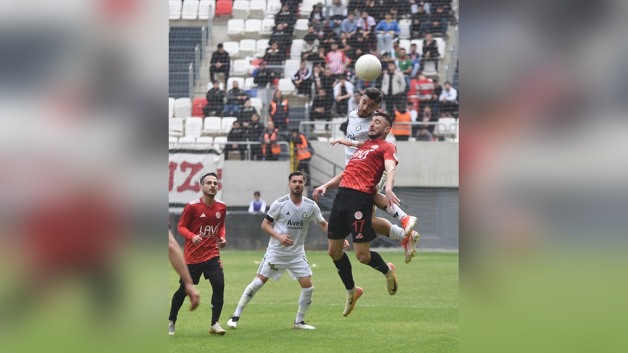 Yusuf, Altay'ın Takımındaki Çok Yönlü Rolüyle Dikkat Çekiyor