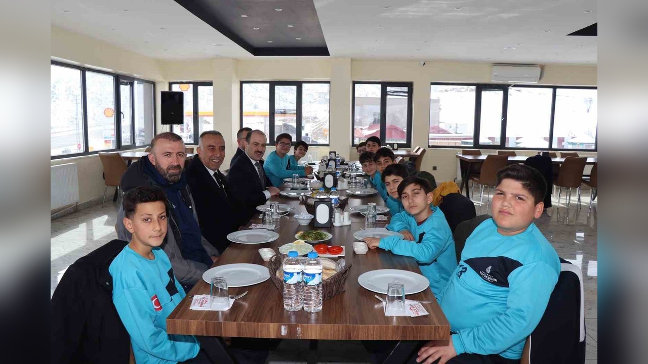 Erzurum'un Şampiyon Minik Takımı Türkiye Finaline Hazırlanıyor