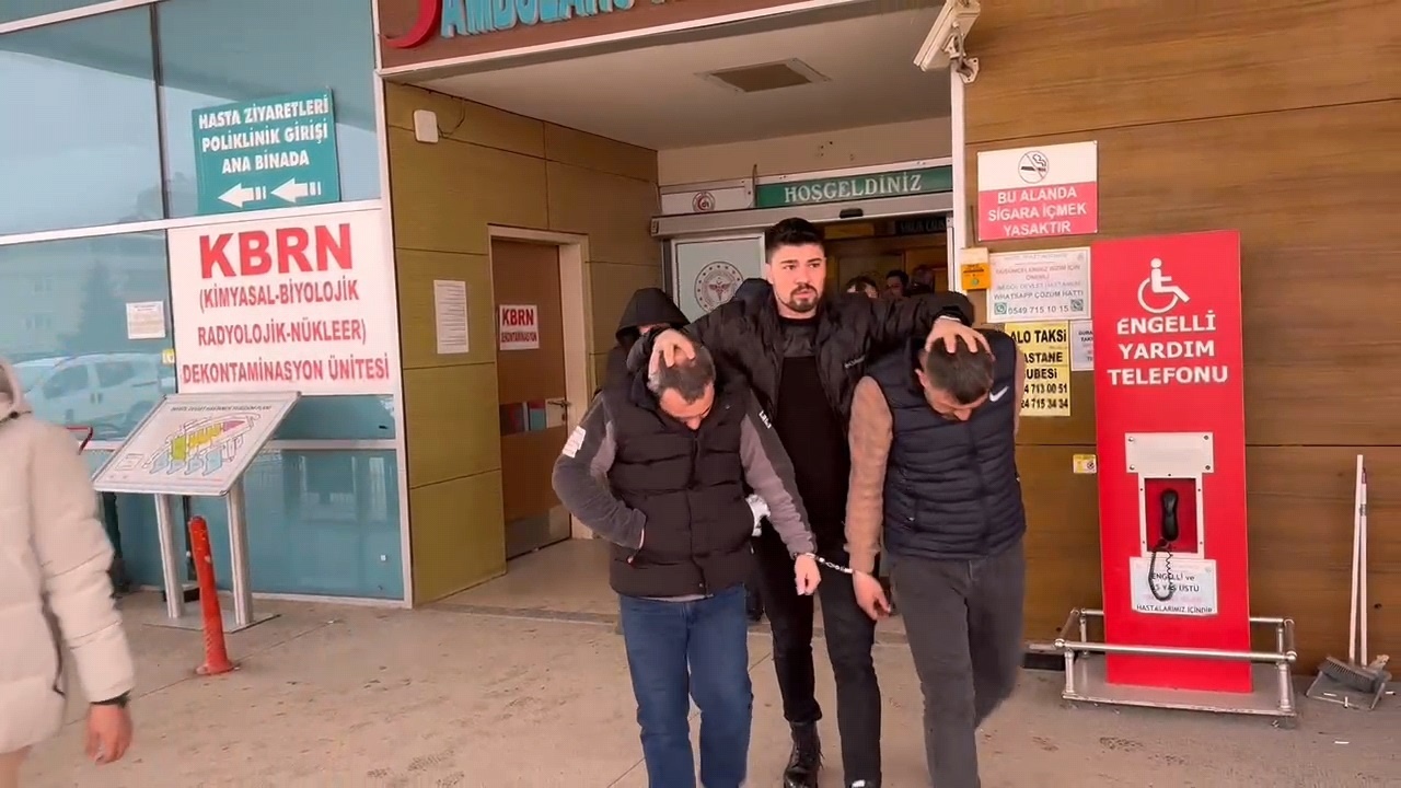 Bursa'da Uyuşturucu Operasyonu: Üç Kişi Tutuklandı