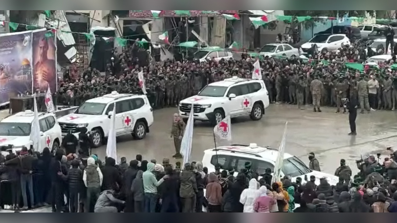 Hamas'tan Kızılhaç'a Üç Yeni Teslimat