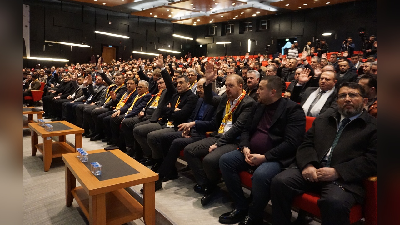 Nurettin Açıkalın, Kayserispor'da Güven Tazeledi