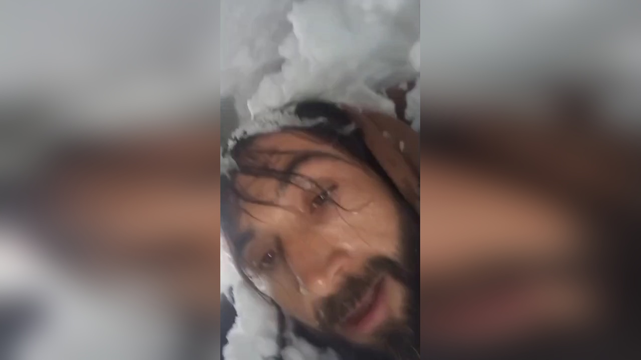 Şırnak'ta Çığ Faciası: İş Makinesi Operatörü Sıkıştı