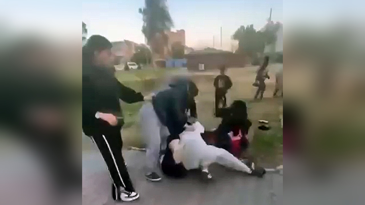 Okulda Kız Öğrenciler Arasında Kavga Çıktı