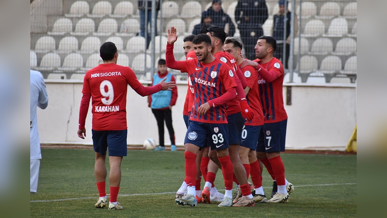 Altınordu'nun Gol Sevinci: Herkes Skor Peşinde