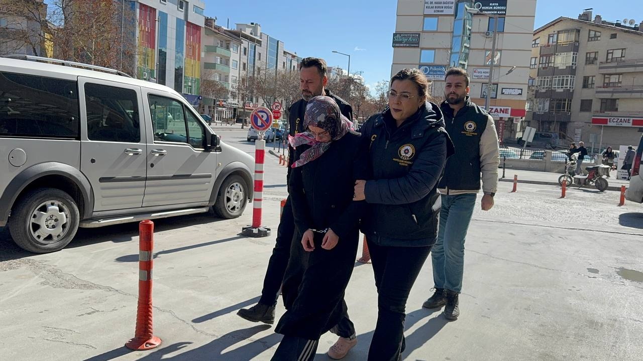 Alkollü Koca Tartışma Sonucu Bıçakla Öldürüldü