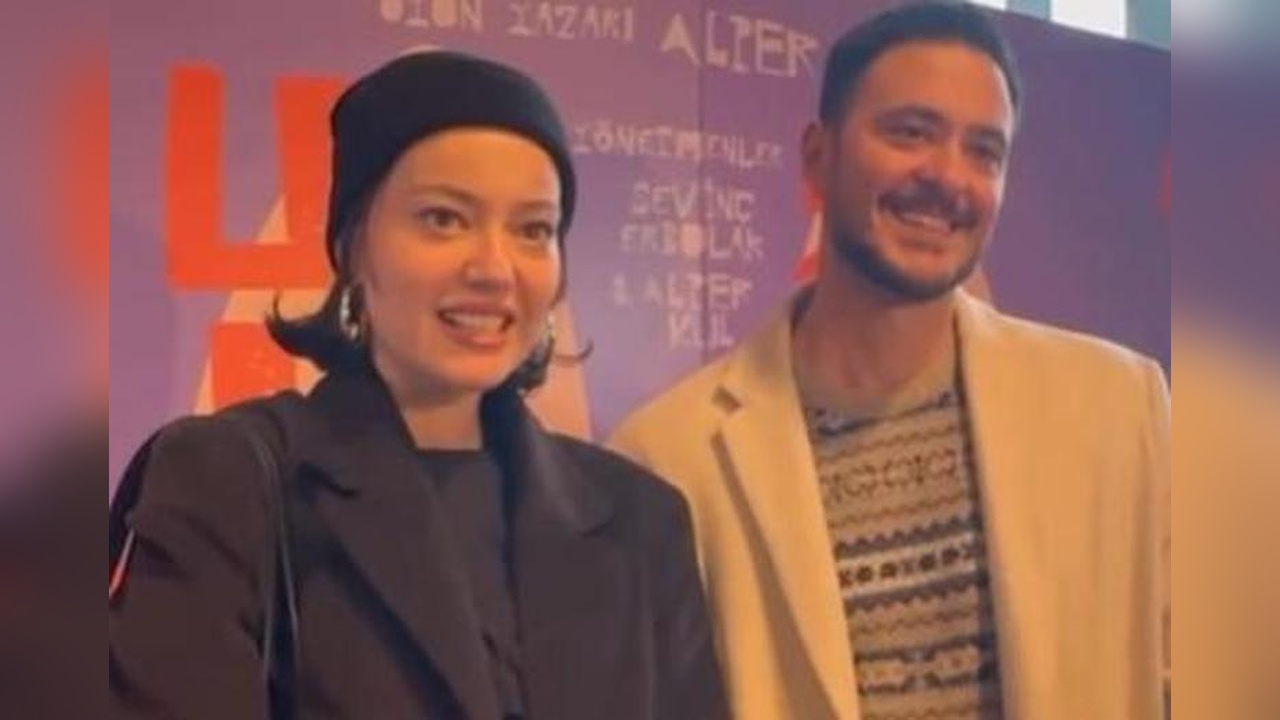 Pelin Akil ve Anıl Altan'dan Ev Ayrımı Üzerine Belirsiz Açıklama