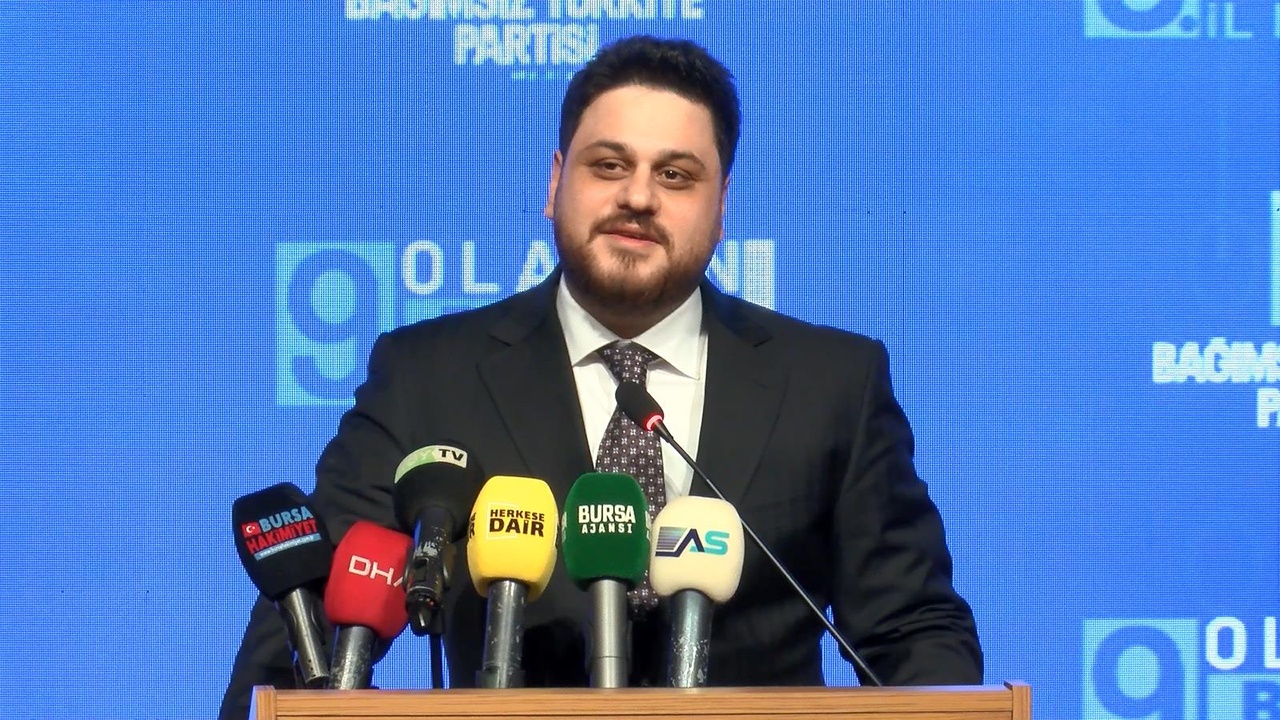Hüseyin Baş'tan Sert Eleştiri: 'Yıldız Futbolcularla İktidar Sürmez'